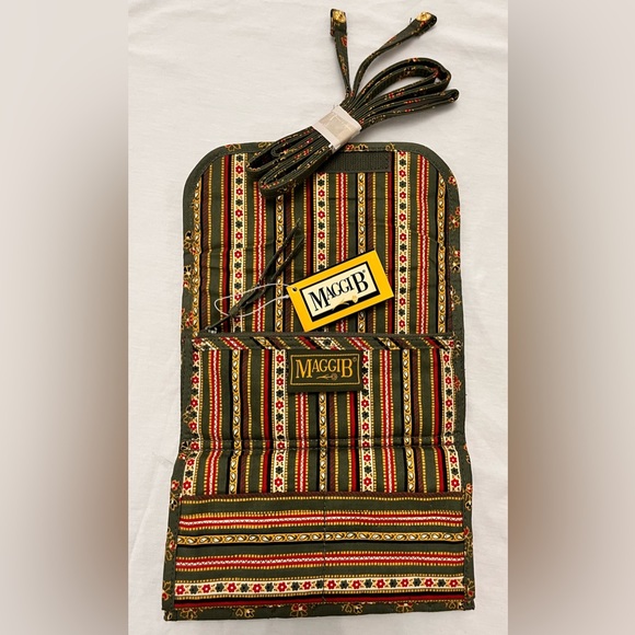 BNWT Maggi B Rope Wallet - Picture 7 of 9